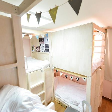 Linker Partyhouse Hotell Andong Exteriör bild