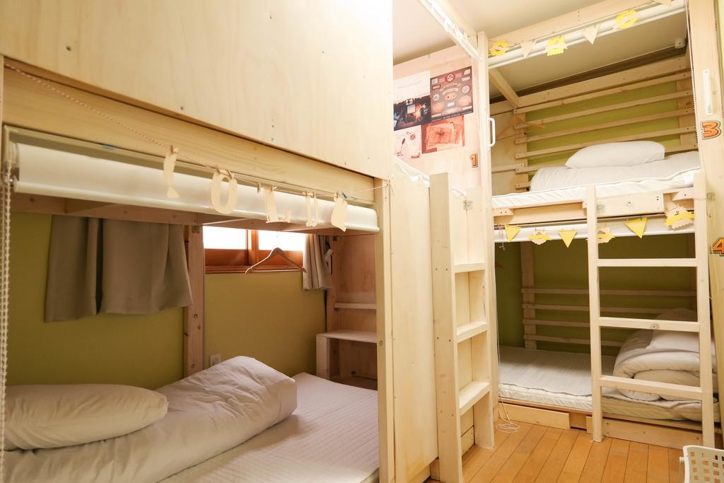 Linker Partyhouse Hotell Andong Exteriör bild